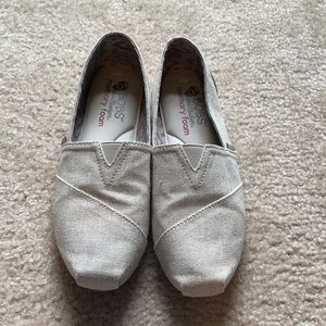 Bob’s flats in nude